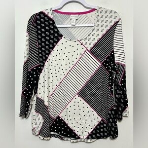 New! Weekends by Chicos Eminent Geometric Scoop Neck 3/4 Sleeve Shirt